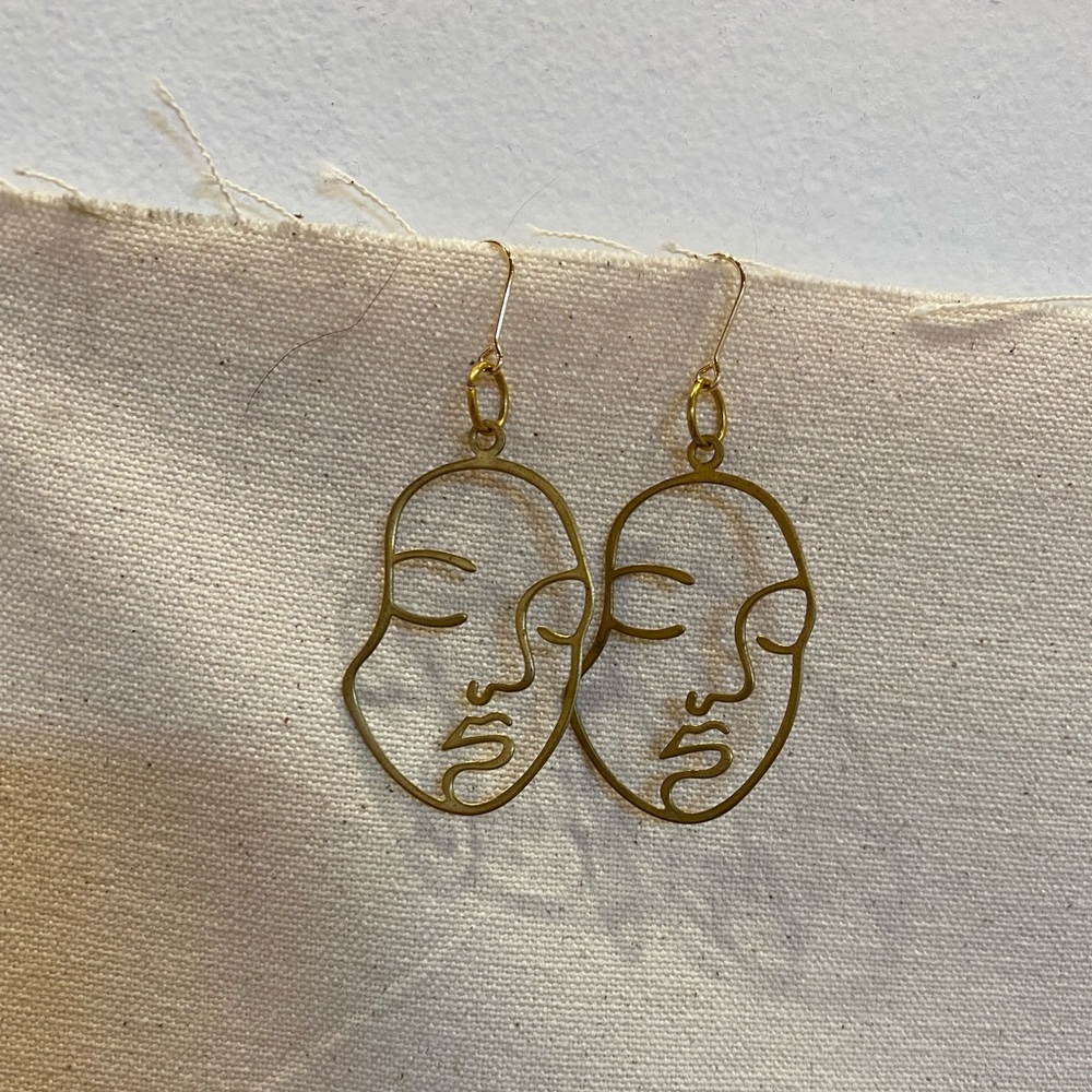 Mila Face Earrings